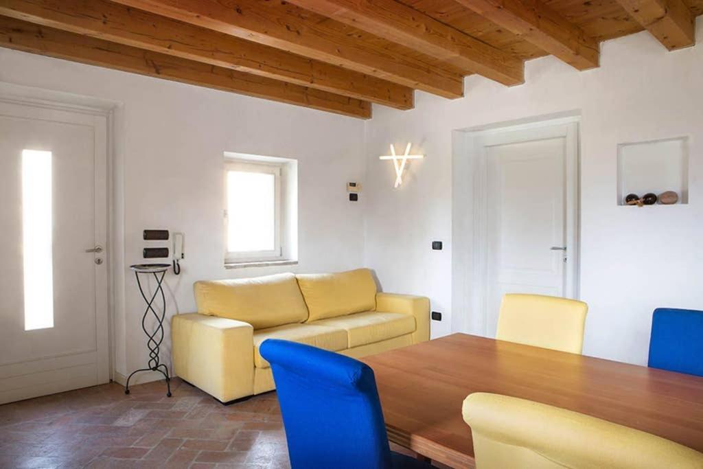 Villa Siresola Малчезине Екстериор снимка
