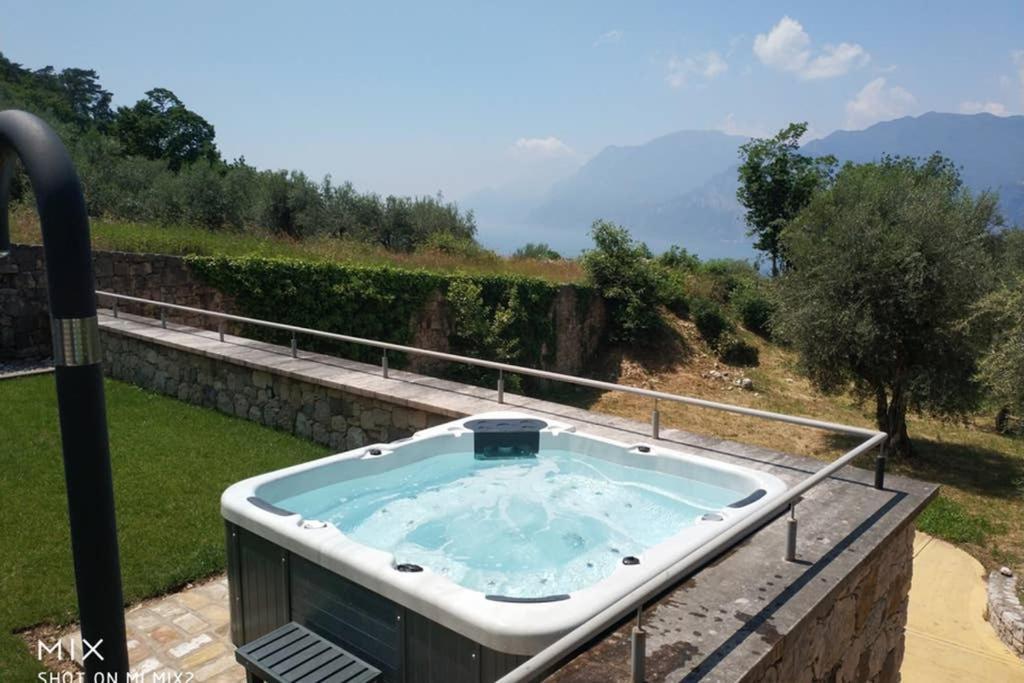 Villa Siresola Малчезине Екстериор снимка
